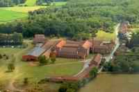 retour de Cahors vers Aurillac ... Une usine de brique.