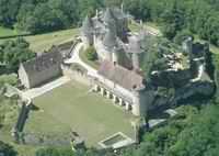 Un chateau de Dordogne, pris pendant un vol dans le cadre du BIA. Seul photo de la page prise avec un Sony FD83